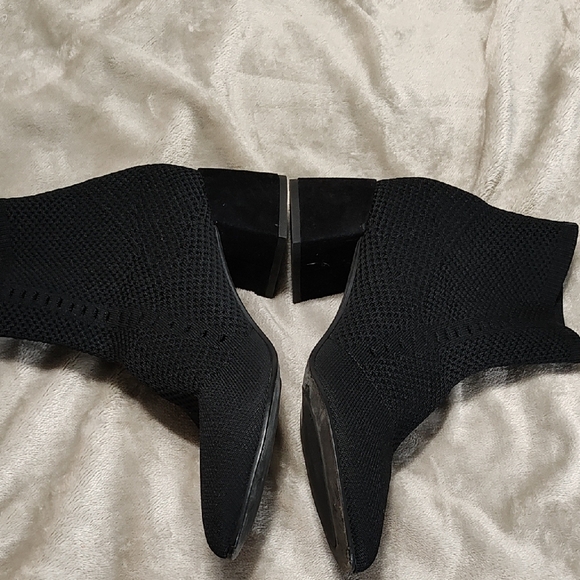 Eileen Fisher Honey Knit Booties Black Pointy Toe Pull On Block - Picture 6 of 10